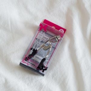 Japanese eyelash curler